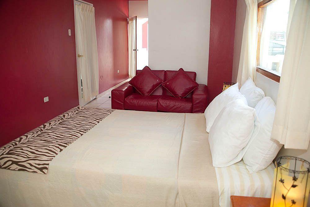 El Dorado Express Hotel Икитос Екстериор снимка