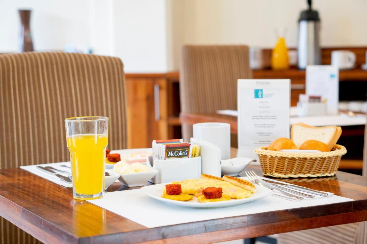 El Dorado Express Hotel Икитос Екстериор снимка