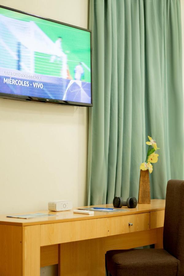 El Dorado Express Hotel Икитос Екстериор снимка